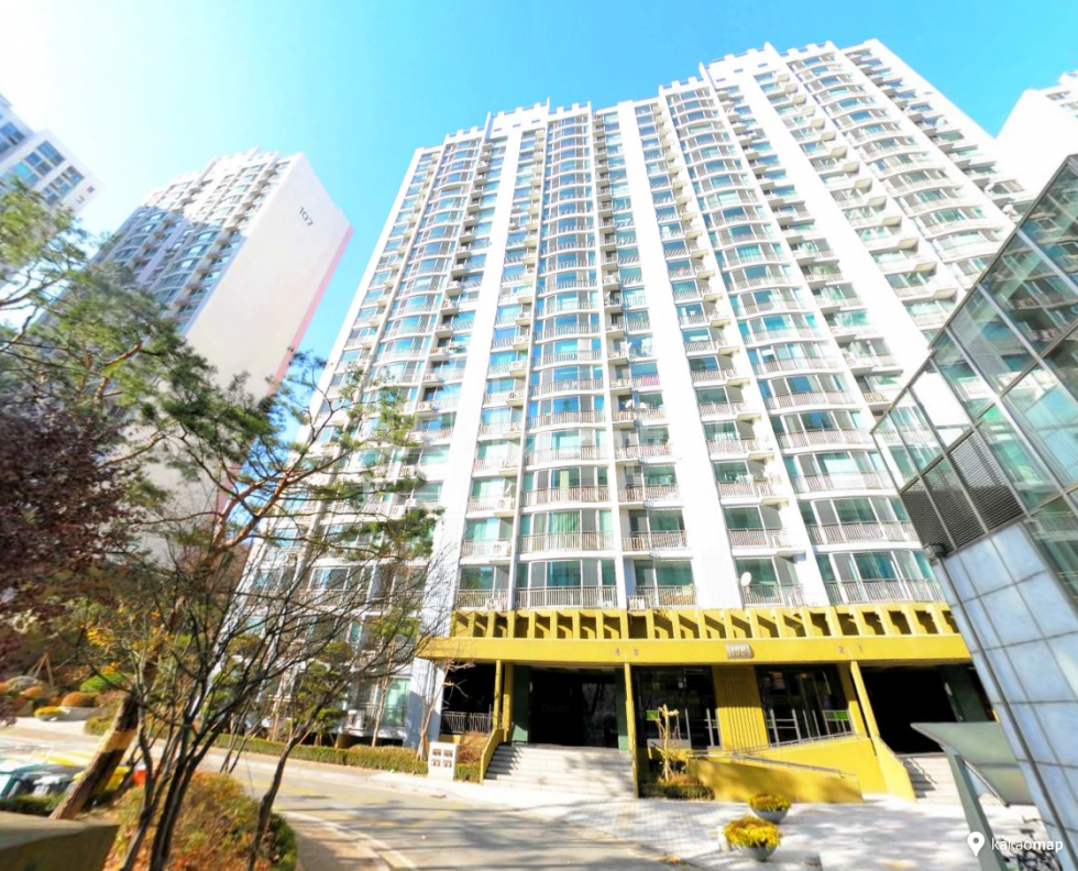 서울 강남구 도곡동 도곡삼성래미안아파트 108동 중층 매매 매매 매물번호 10076 사진 1