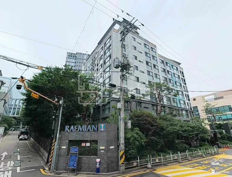 서울 강남구 신사동 래미안신사아파트 101동 중층 매매 매매 매물번호 10084 사진 1
