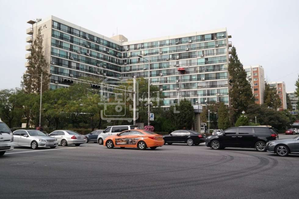 서울 강남구 압구정동 압구정현대8차 35평, 매매 매매 매물번호 10104 사진 1