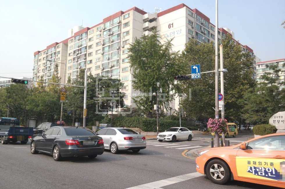 서울 강남구 압구정동 압구정한양6차35평, 매수타이밍 매매 매물번호 10147 사진 1