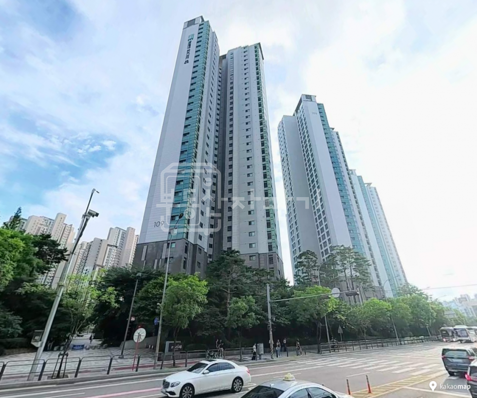 서울 서초구 반포동 반포리체아파트 109동 고층 매매 매매 매물번호 10283 사진 1