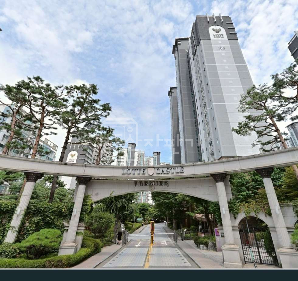 서울 강남구 삼성동 롯데캐슬프레미어 105동 고층 매매 매매 매물번호 10235 사진 1