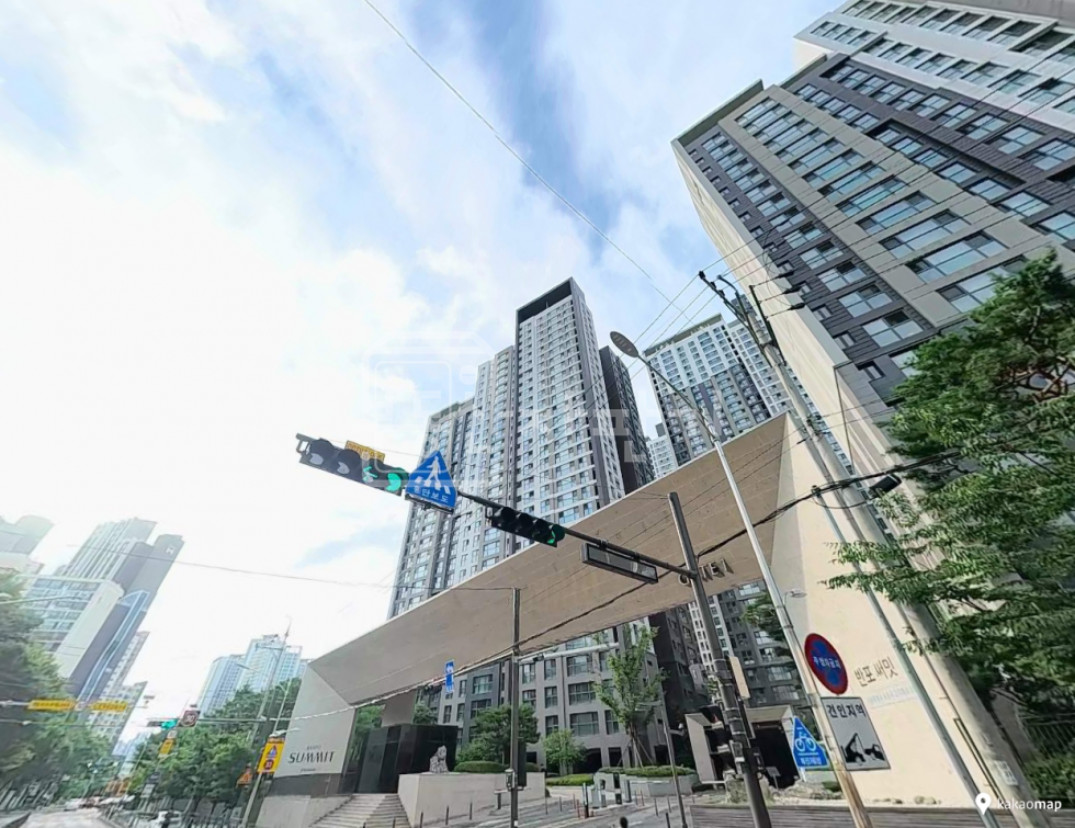 서울 서초구 반포동 반포써밋 101동 저층 매매 매매 매물번호 10335 사진 1