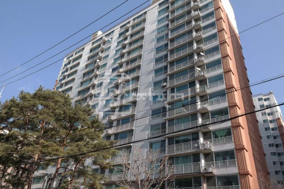 서울 강남구 청담동 청담e편한세상 올수리세대 31평 매매 매매 매물번호 10437 사진 1